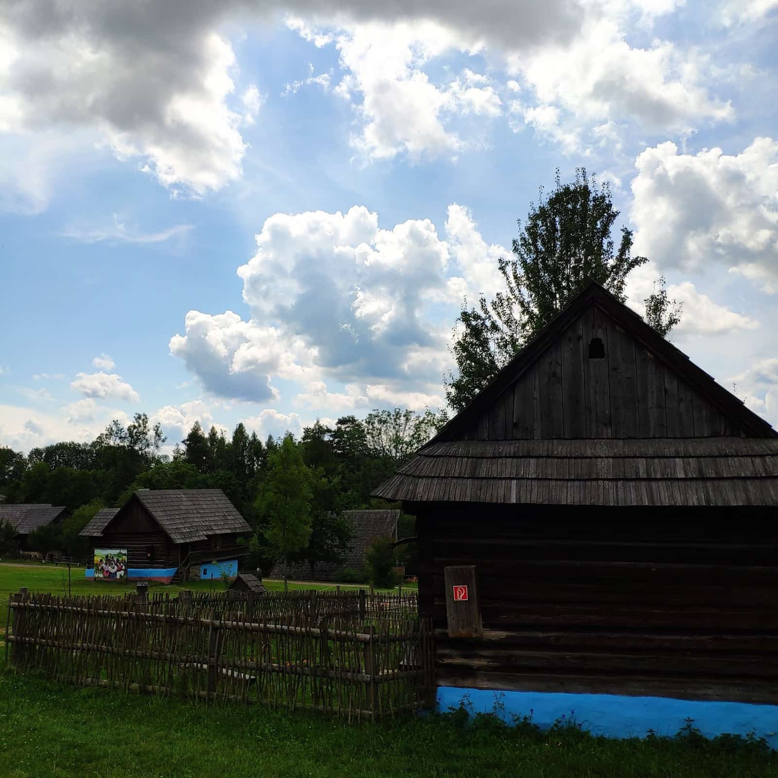 Skanzen v Starej Ľubovni (Múzeum ľudovej architektúry pod Hradom Ľubovňa)
