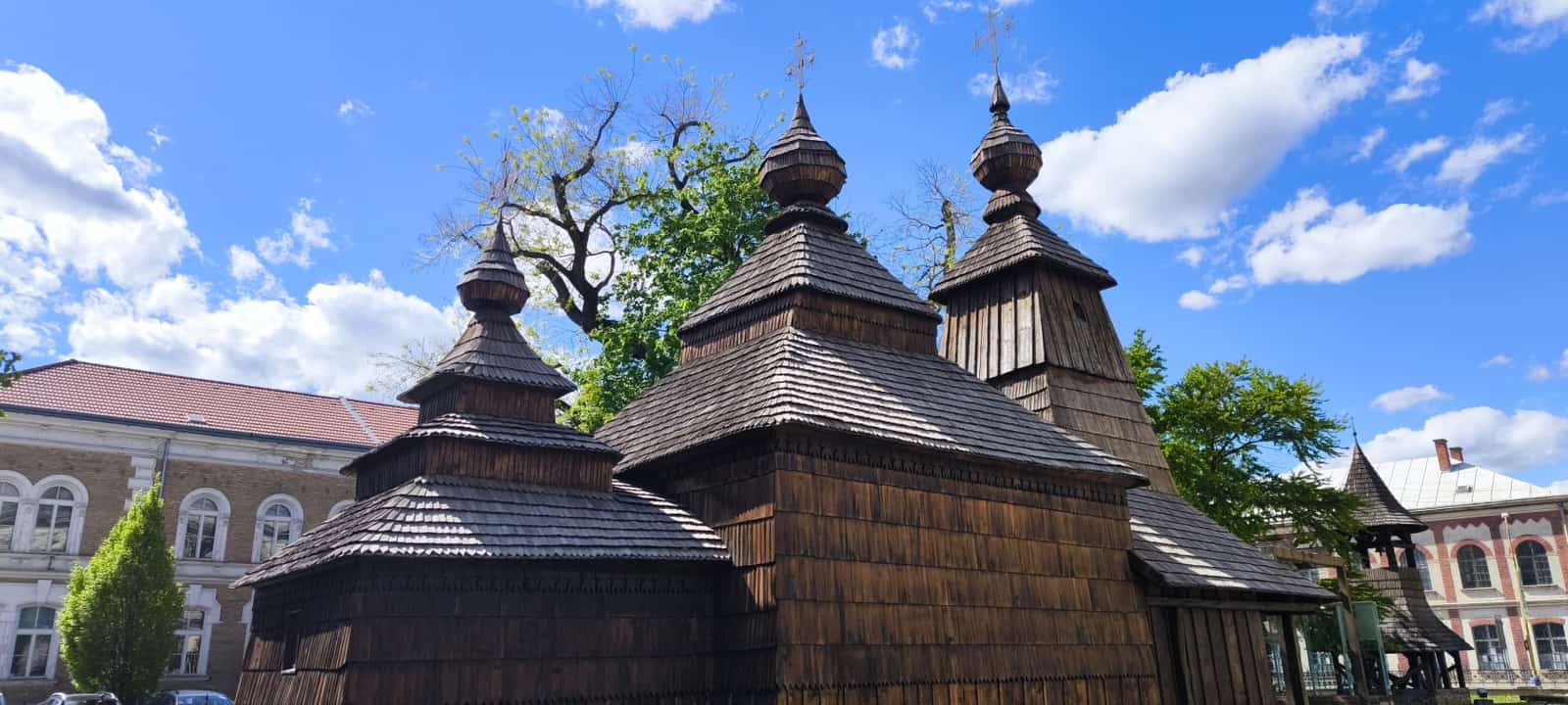 Gréckokatolícky drevený chrám sv. Mikuláša z Kožuchoviec (Východoslovenské múzeum Košice)