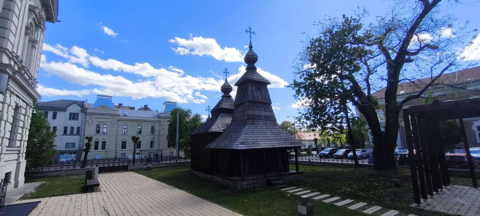 Gréckokatolícky drevený chrám sv. Mikuláša z Kožuchoviec (Východoslovenské múzeum Košice)