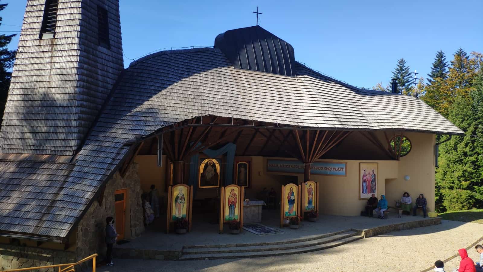 Mariánske pútnicke miesto HORA ZVIR v Litmanovej