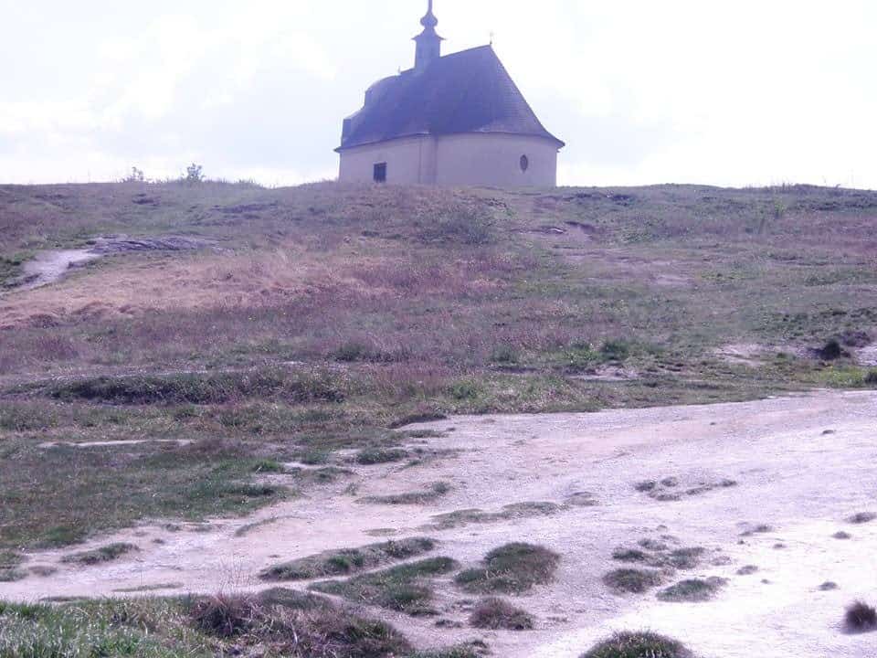 Travertínová kopa Sivá Brada