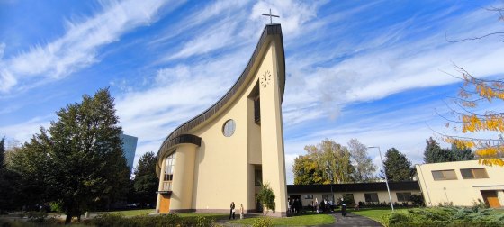 Kostol sv. Terézie z Lisieux (Prievidza – Zápotôčky)
