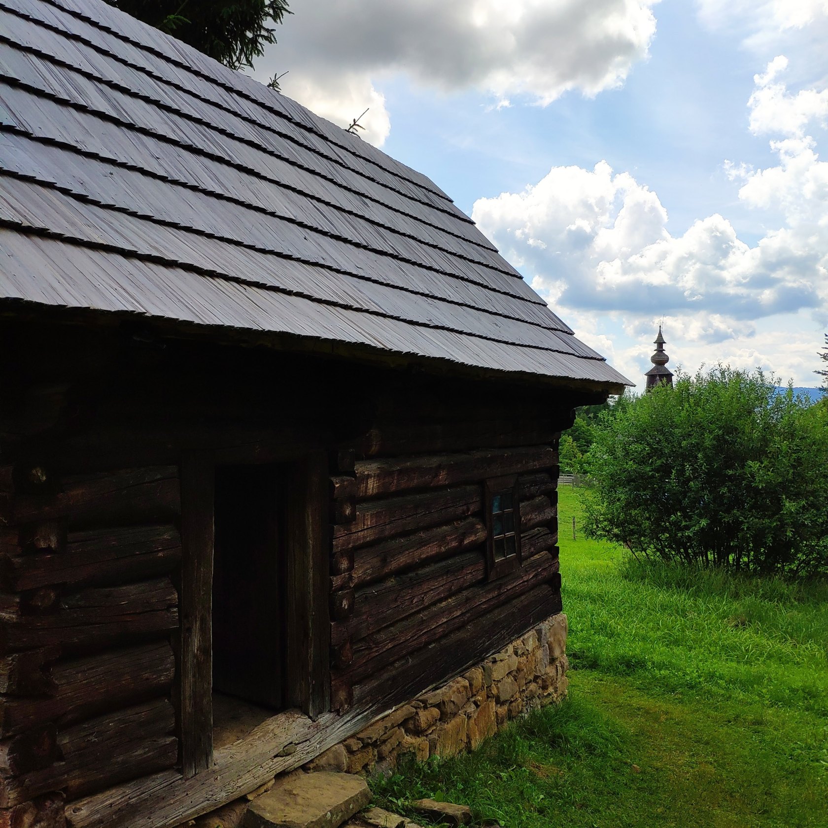 Skanzen v Starej Ľubovni (Múzeum ľudovej architektúry pod Hradom Ľubovňa)