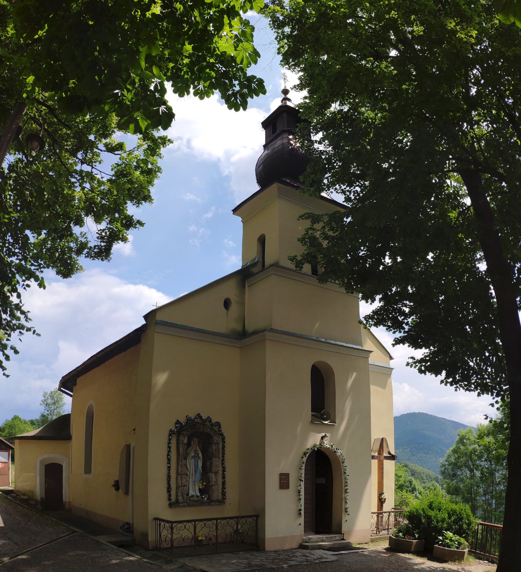Kostol Navštívenia Panny Márie, Vlkolínec