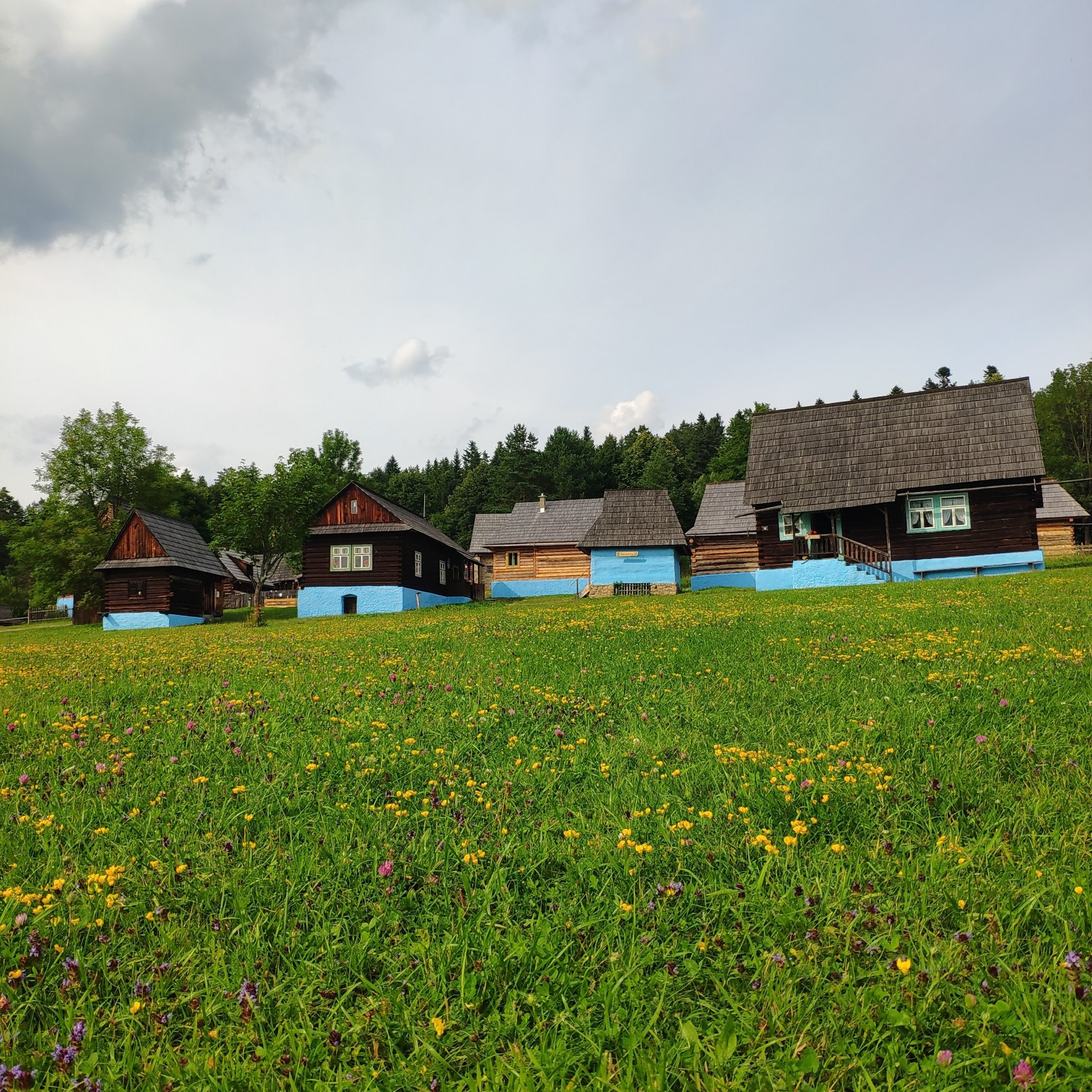 Skanzen v Starej Ľubovni (Múzeum ľudovej architektúry pod Hradom Ľubovňa)