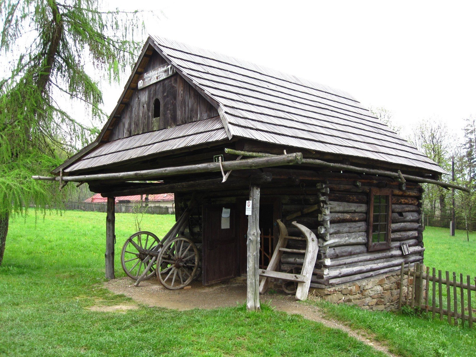 Skanzen v Starej Ľubovni (Múzeum ľudovej architektúry pod Hradom Ľubovňa)