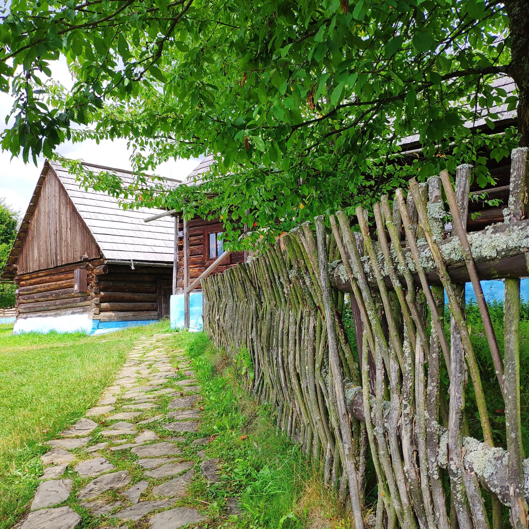 Skanzen v Starej Ľubovni (Múzeum ľudovej architektúry pod Hradom Ľubovňa)