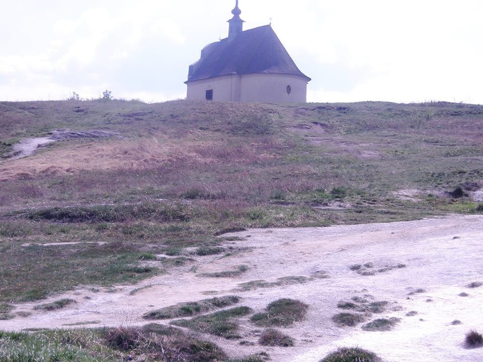 Travertínová kopa Sivá Brada
