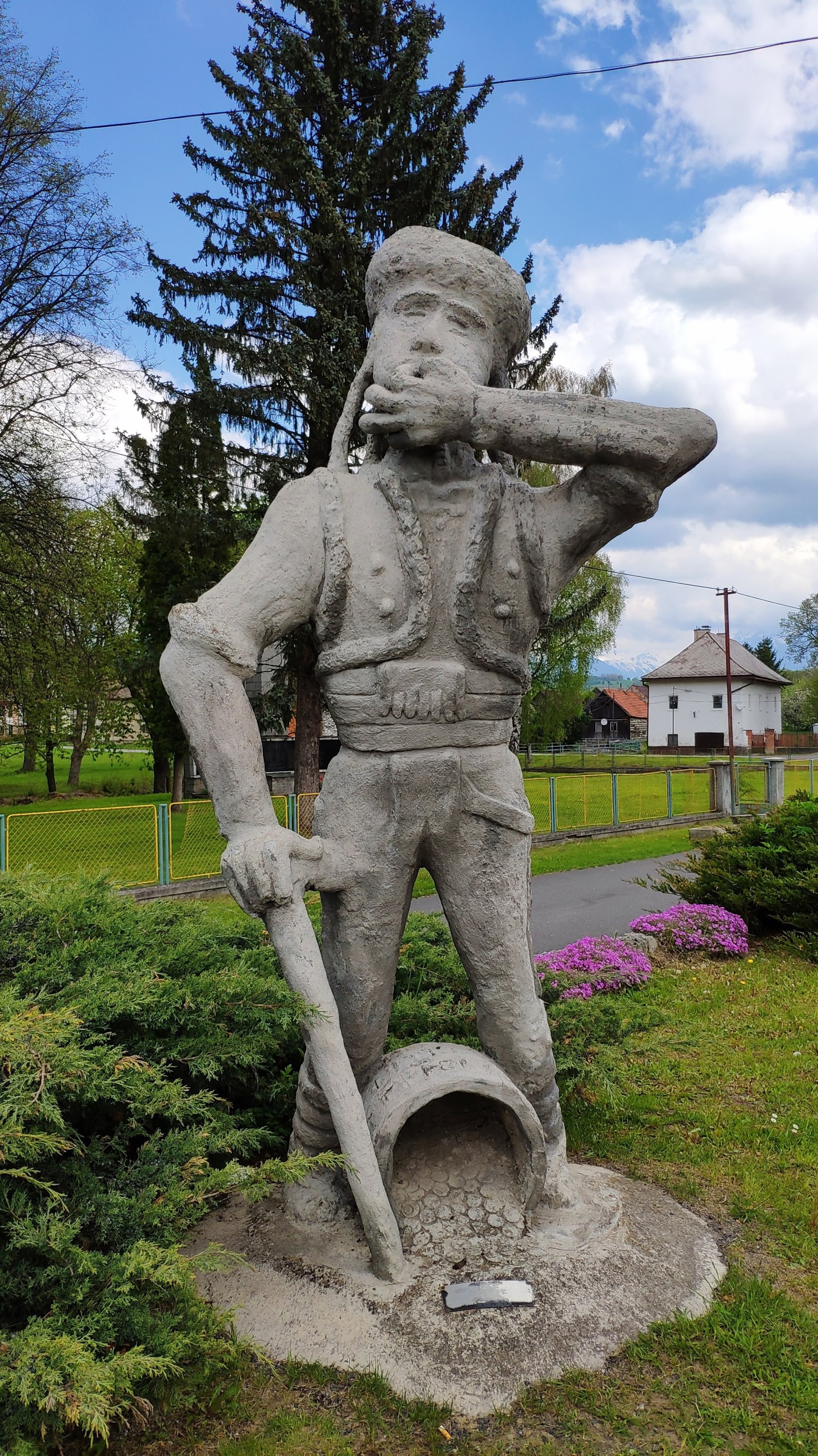 Pacho - Hybský zbojník