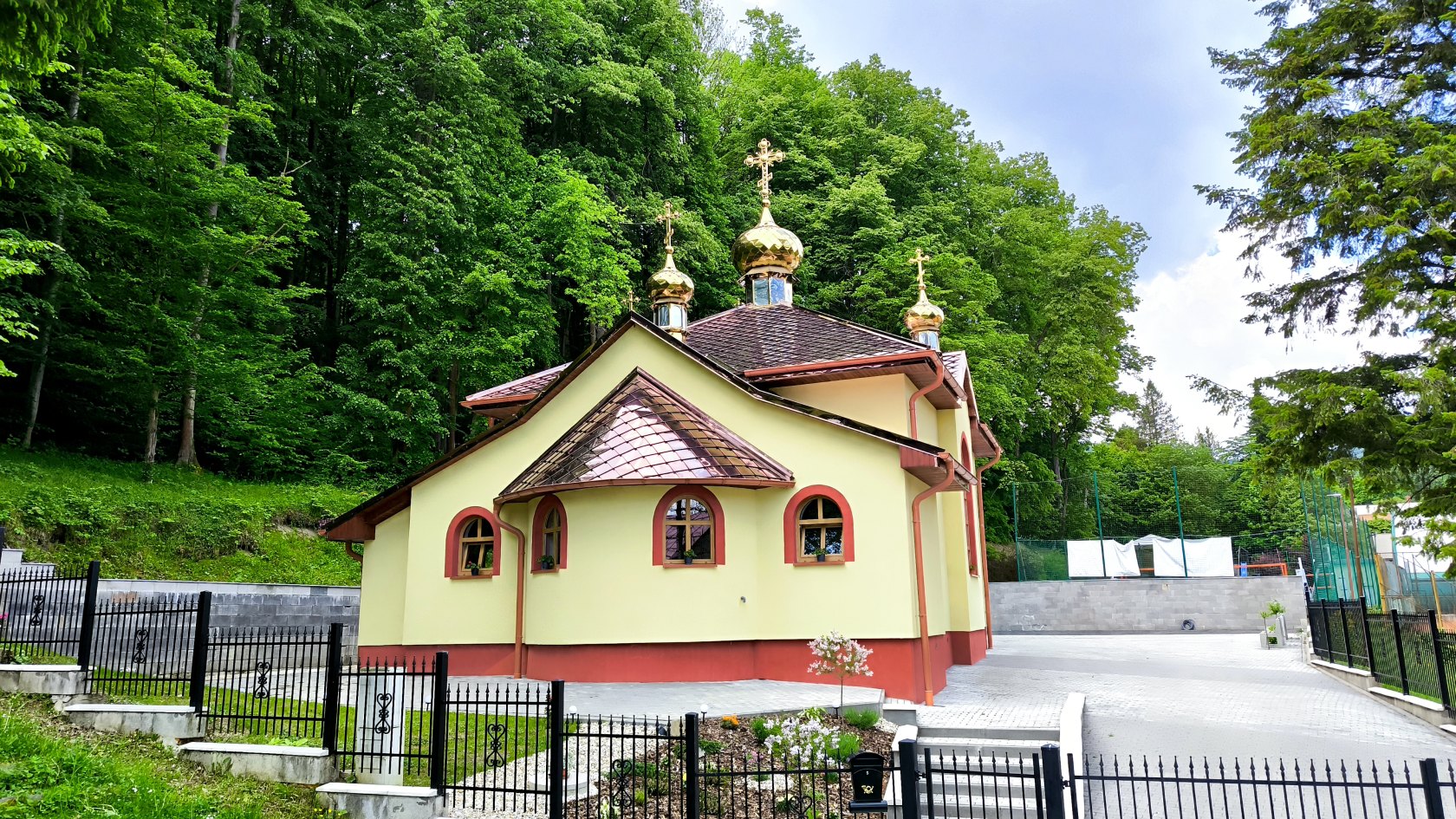Chrám sv. veľkomučeníka Pantelejmona
